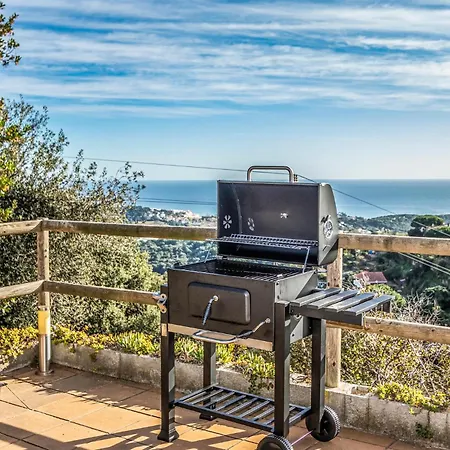 度假居 5 Bedroom Lovely In Sant Cebrià de Vallalta