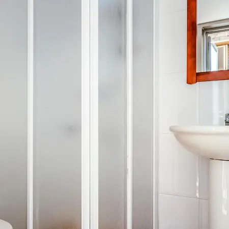 Amazing In Sant Cebri De Vallalt With Wifi, Outdoor Swimming Pool&swimming Pool *