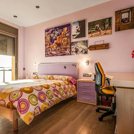 Amazing In Sant Cebri De Vallalt With Wifi, Outdoor Swimming Pool&swimming Pool * Sant Cebrià de Vallalta