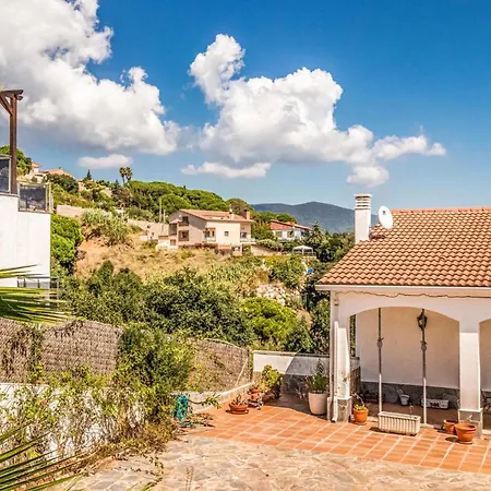 5 Bedroom Lovely In * Sant Cebrià de Vallalta