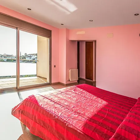5 Bedroom Lovely In Tatil Evi *